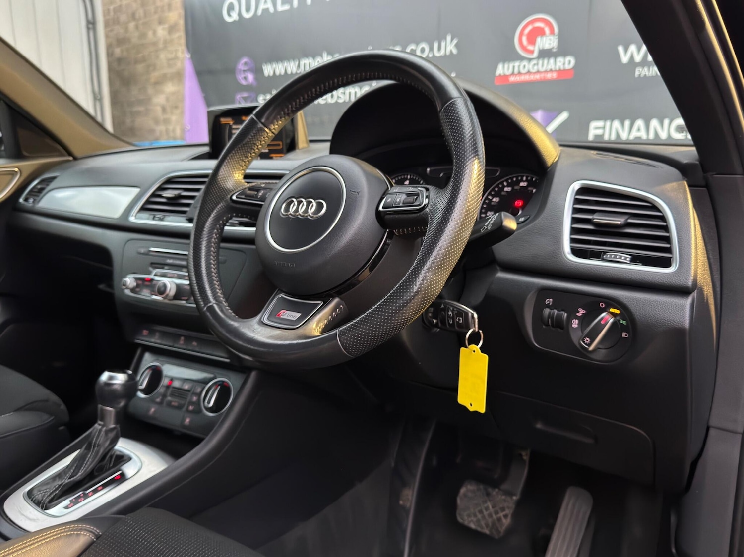 Used Audi Q3 2018 for sale - 76935936: Photo 26