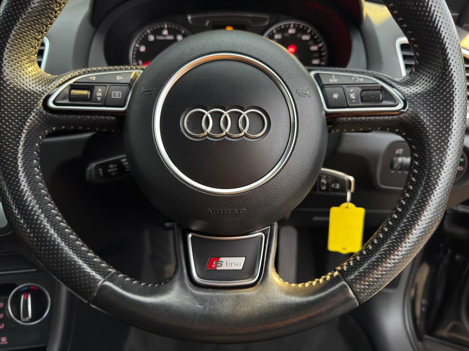 Used Audi Q3 2018 for sale - 76935936: Photo 31