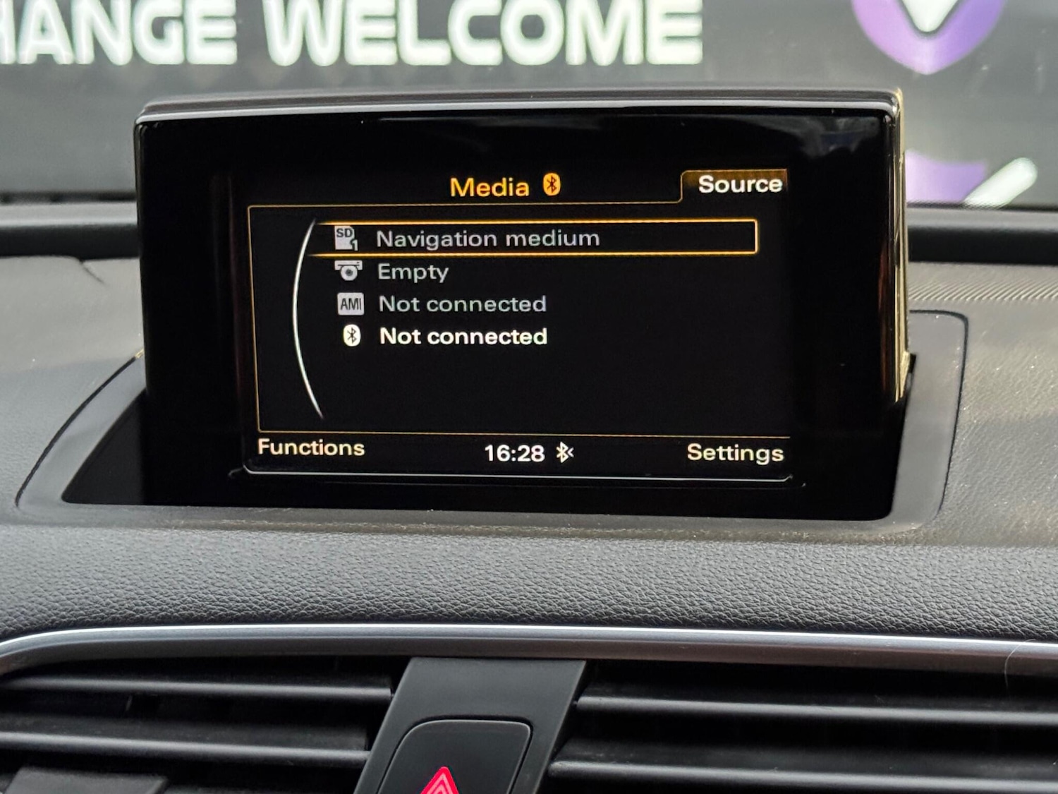 Used Audi Q3 2018 for sale - 76935936: Photo 38