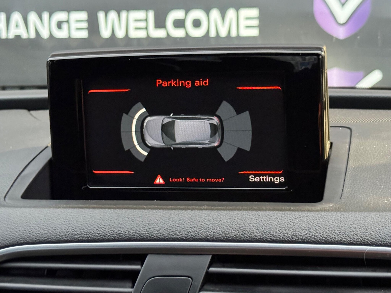 Used Audi Q3 2018 for sale - 76935936: Photo 40