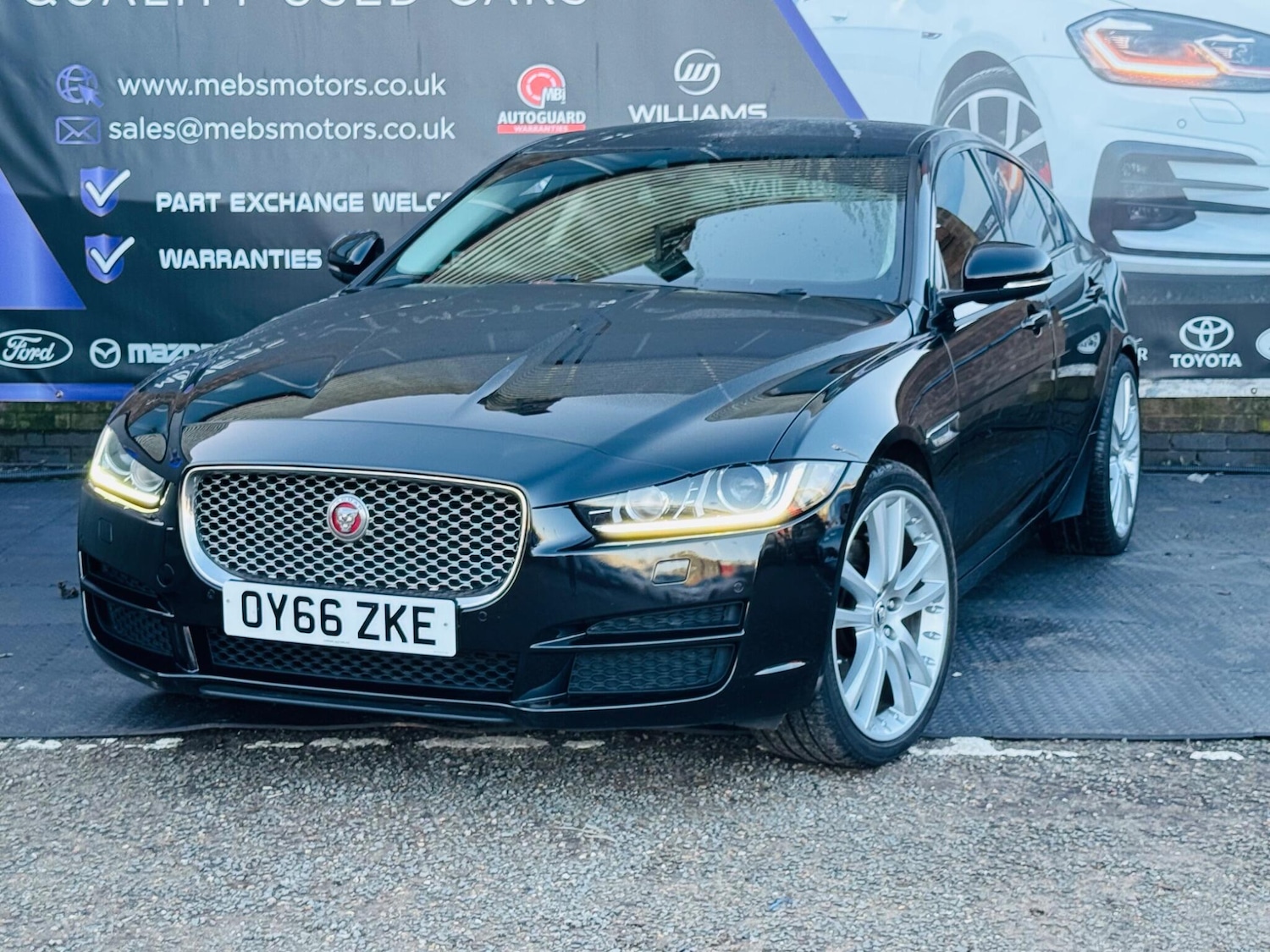 Used Jaguar XE 2016 for sale - 76898212: Photo 12