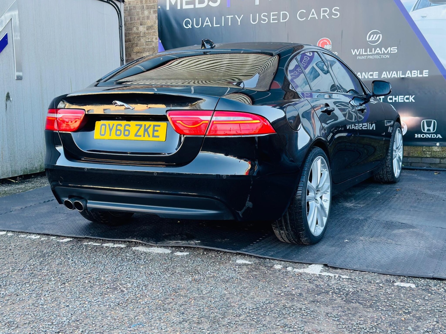 Used Jaguar XE 2016 for sale - 76898212: Photo 19