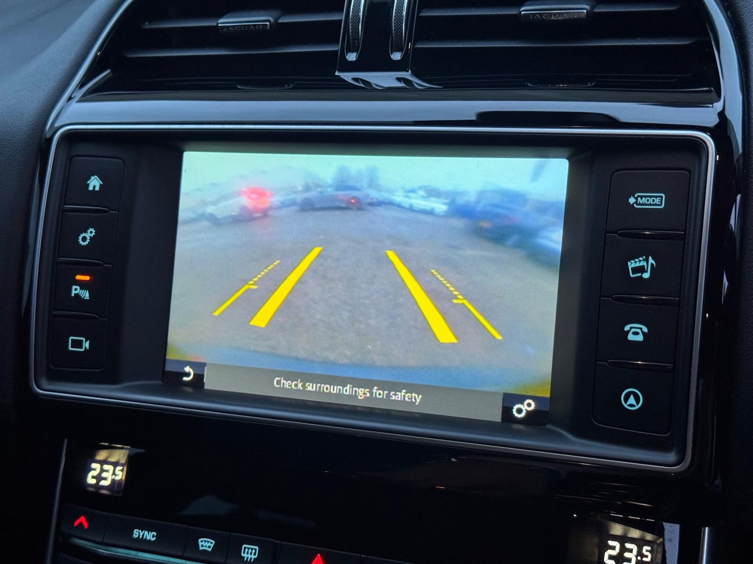 Used Jaguar XE 2016 for sale - 76898212: Photo 35