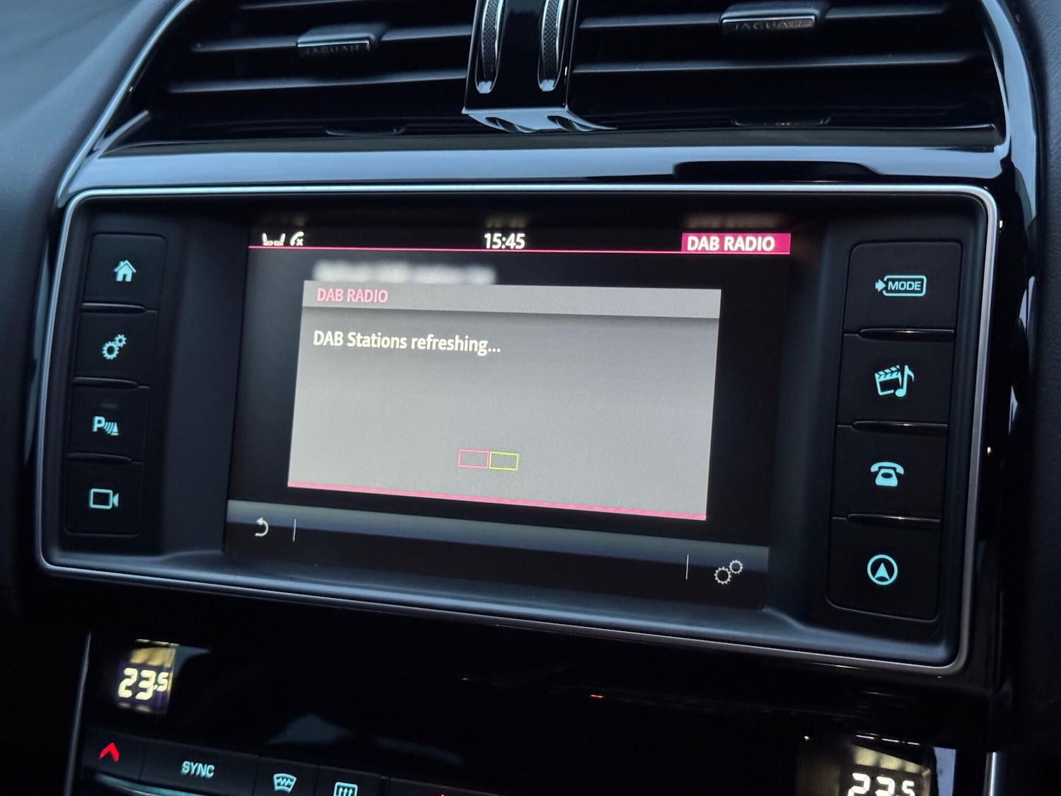 Used Jaguar XE 2016 for sale - 76898212: Photo 39