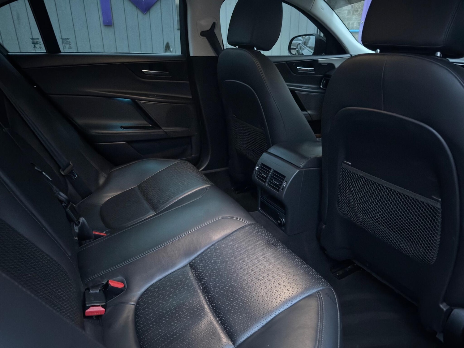 Used Jaguar XE 2016 for sale - 76898212: Photo 49