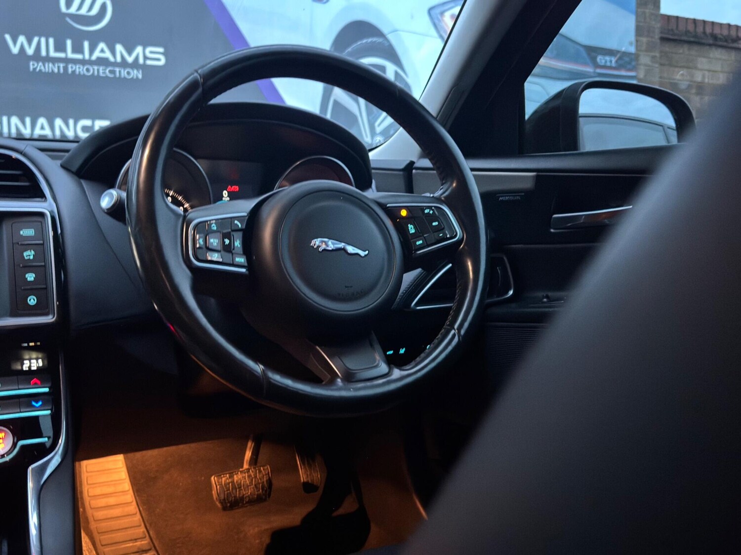 Used Jaguar XE 2016 for sale - 76898212: Photo 51