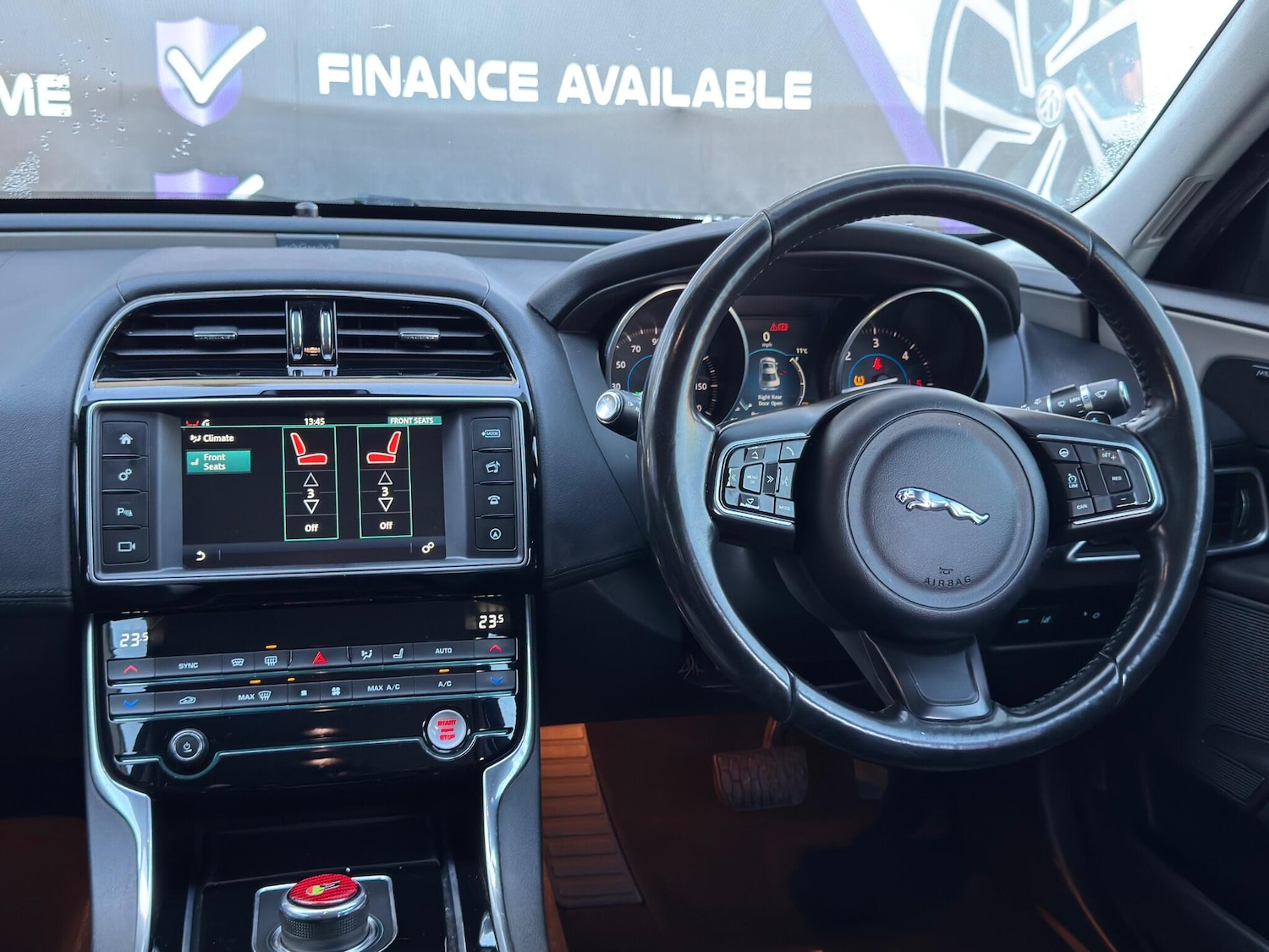 Used Jaguar XE 2016 for sale - 76898212: Photo 54