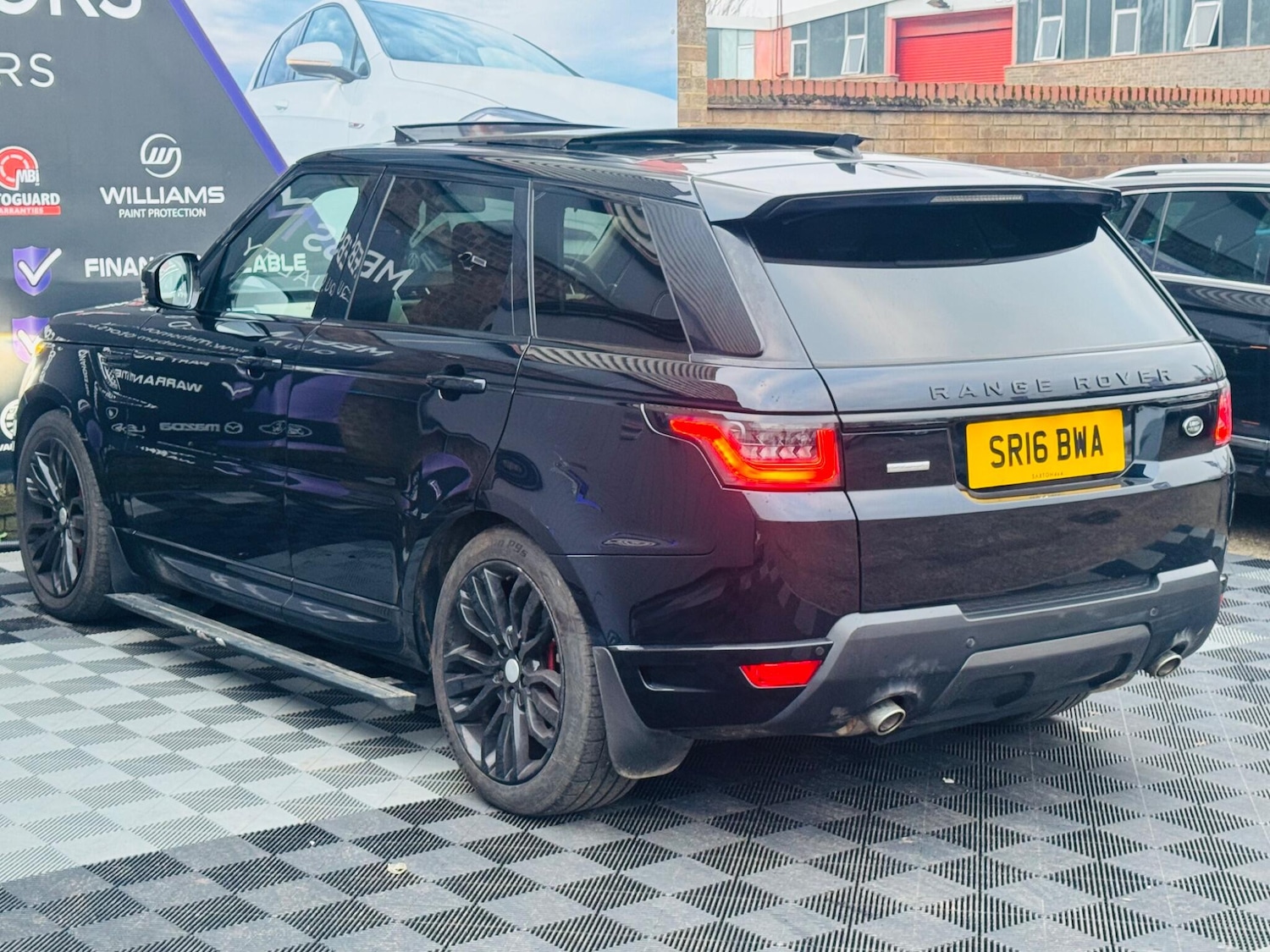 Used Land Rover Range Rover Sport 2016 for sale - 77387624: Photo 18