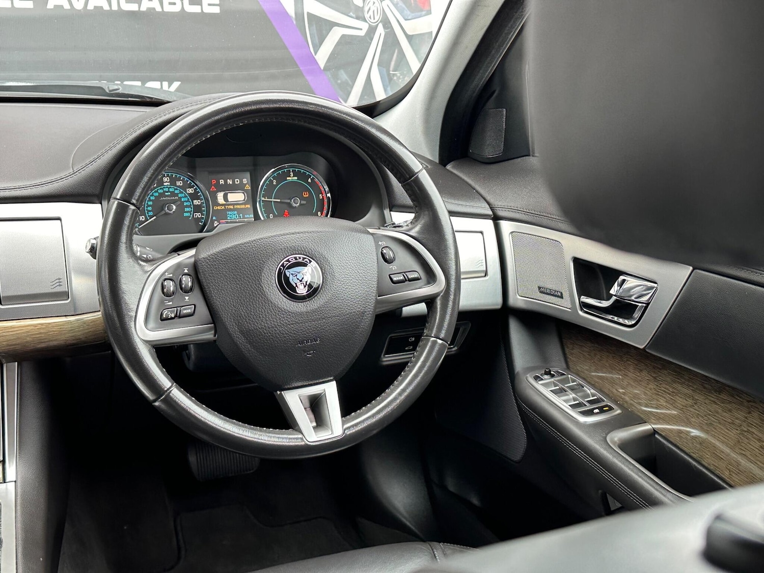 Used Jaguar XF 2014 for sale - 76294464: Photo 11