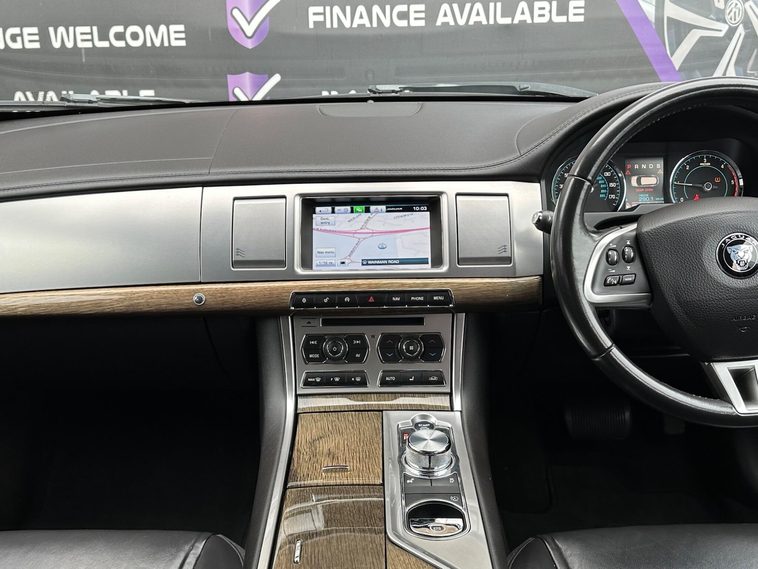 Used Jaguar XF 2014 for sale - 76294464: Photo 36