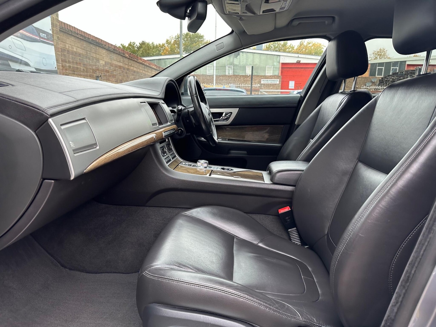 Used Jaguar XF 2014 for sale - 76294464: Photo 50