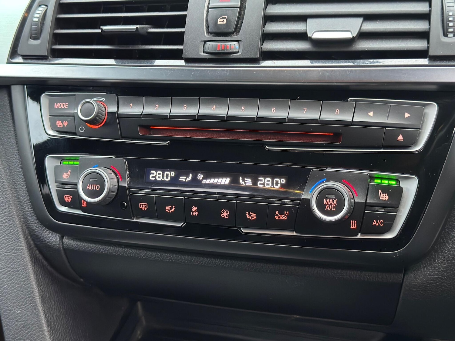 Used BMW 4 Series 2015 for sale - 77052538: Photo 43