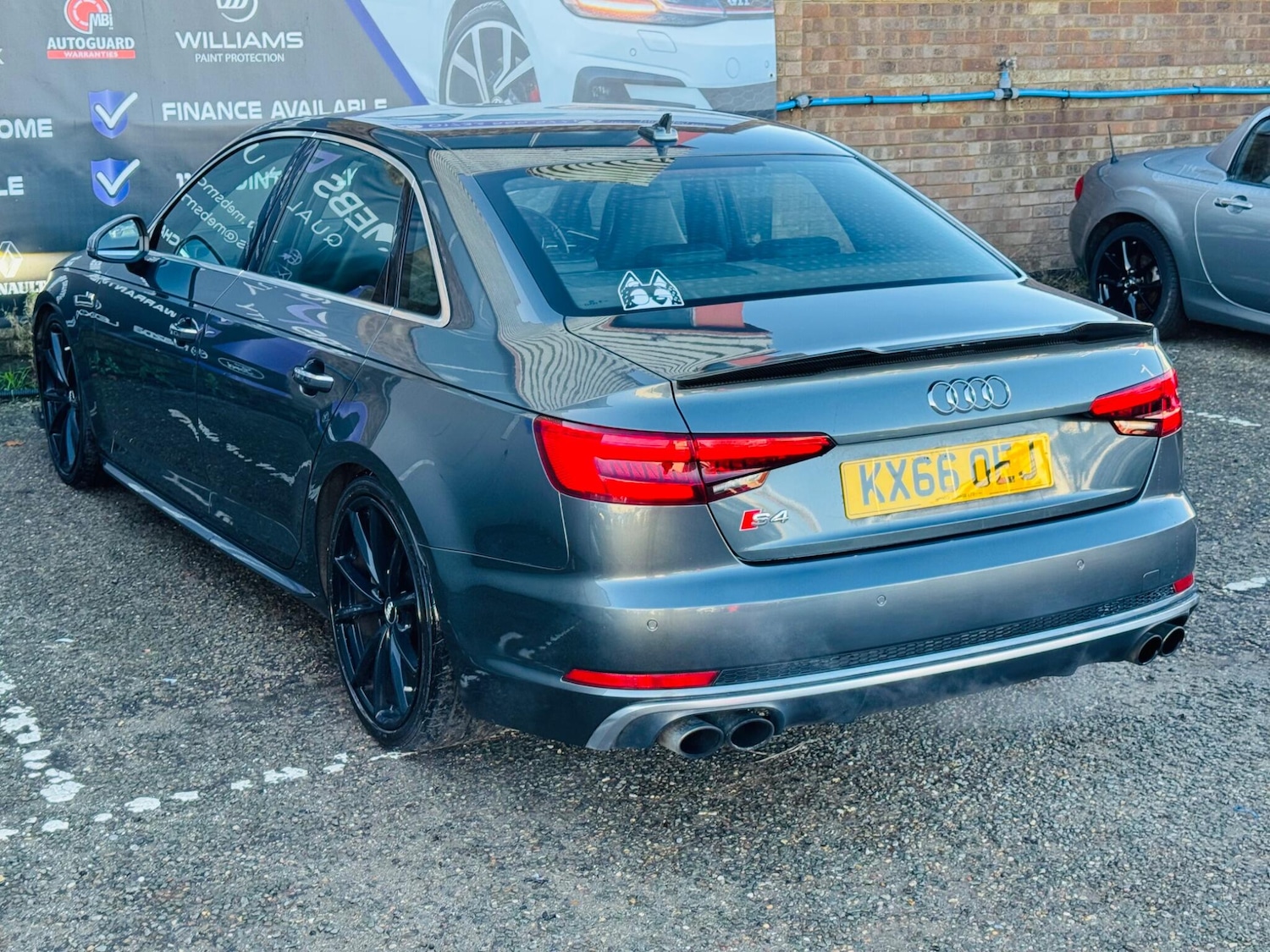 Used Audi A4 2017 for sale - 76759433: Photo 16