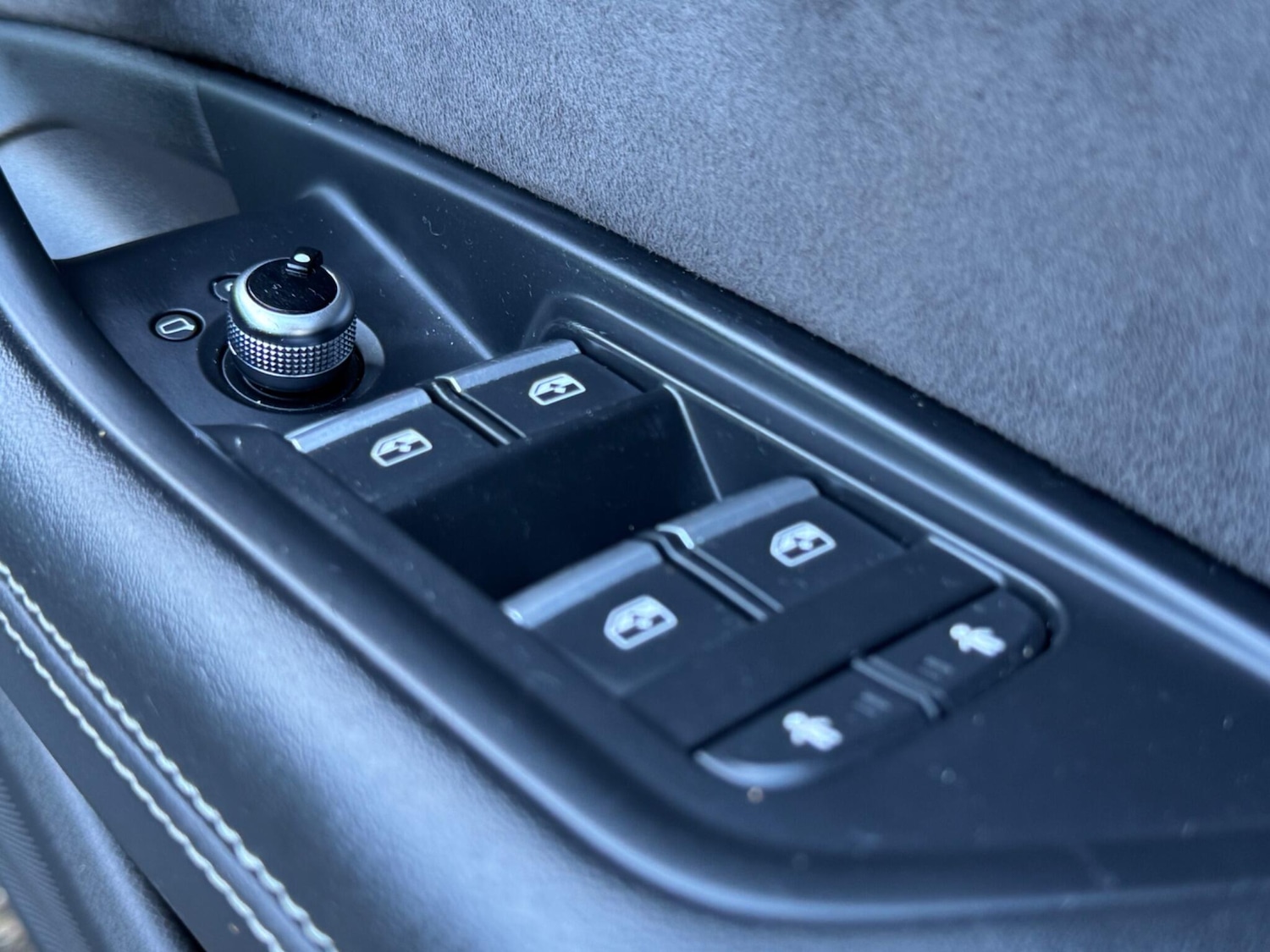 Used Audi A4 2017 for sale - 76759433: Photo 25