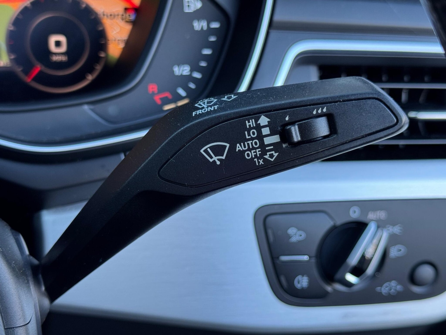 Used Audi A4 2017 for sale - 76759433: Photo 32