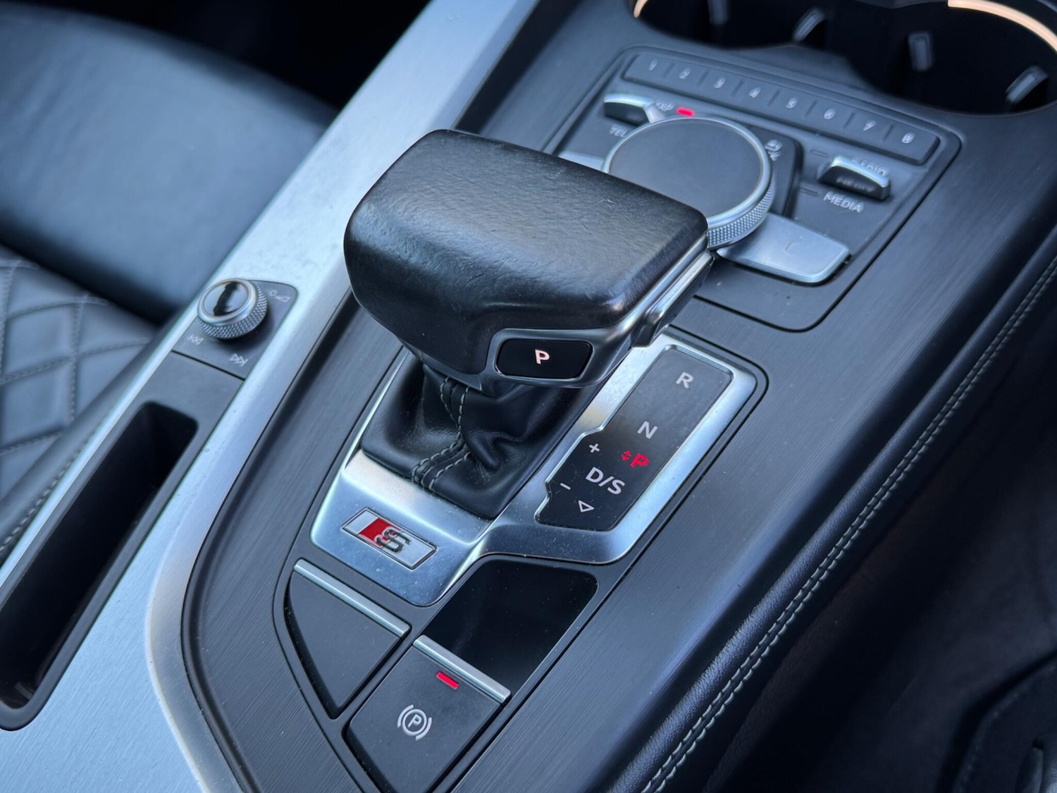 Used Audi A4 2017 for sale - 76759433: Photo 51