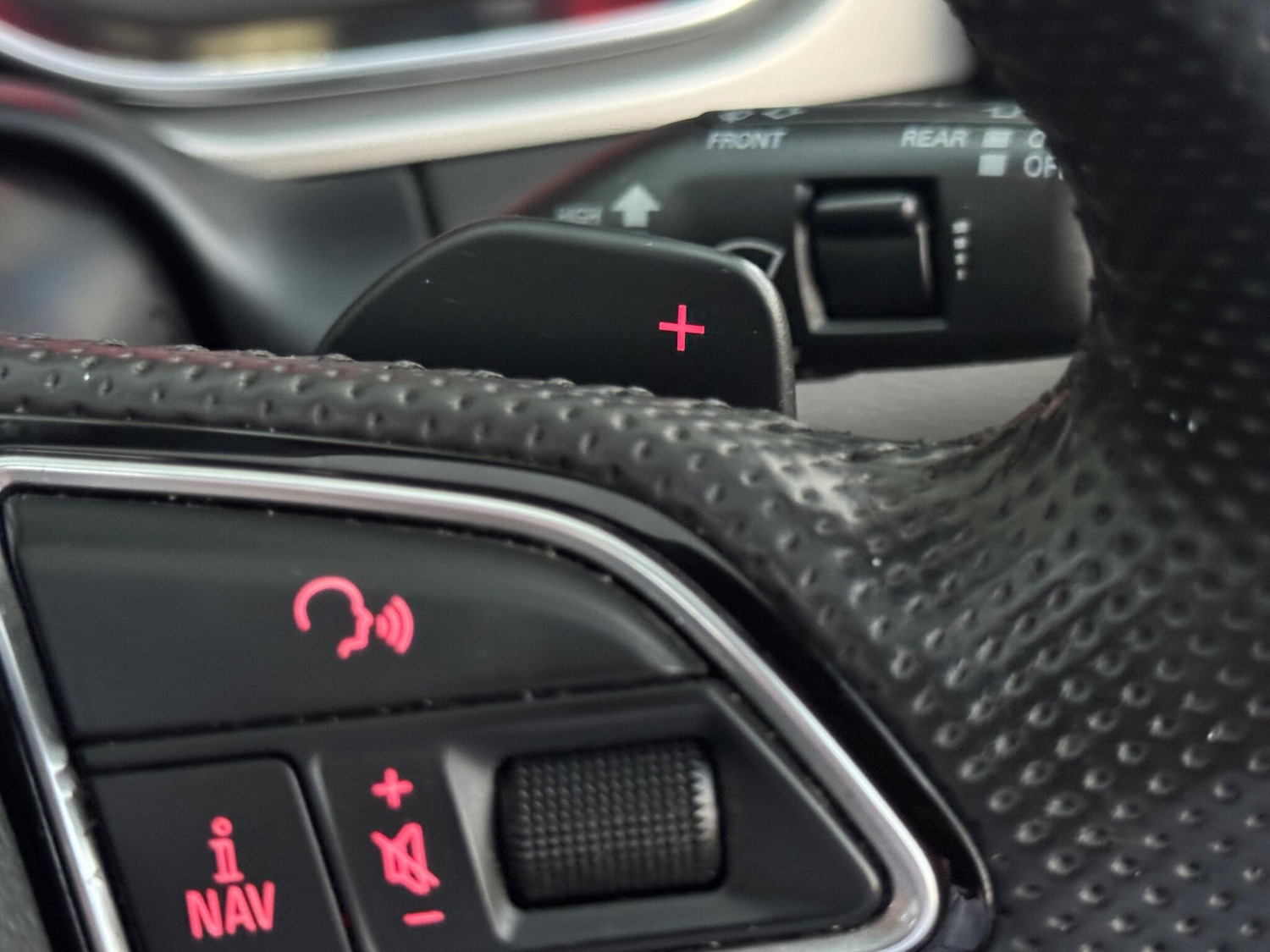 Used Audi Q7 2014 for sale - 77015561: Photo 35