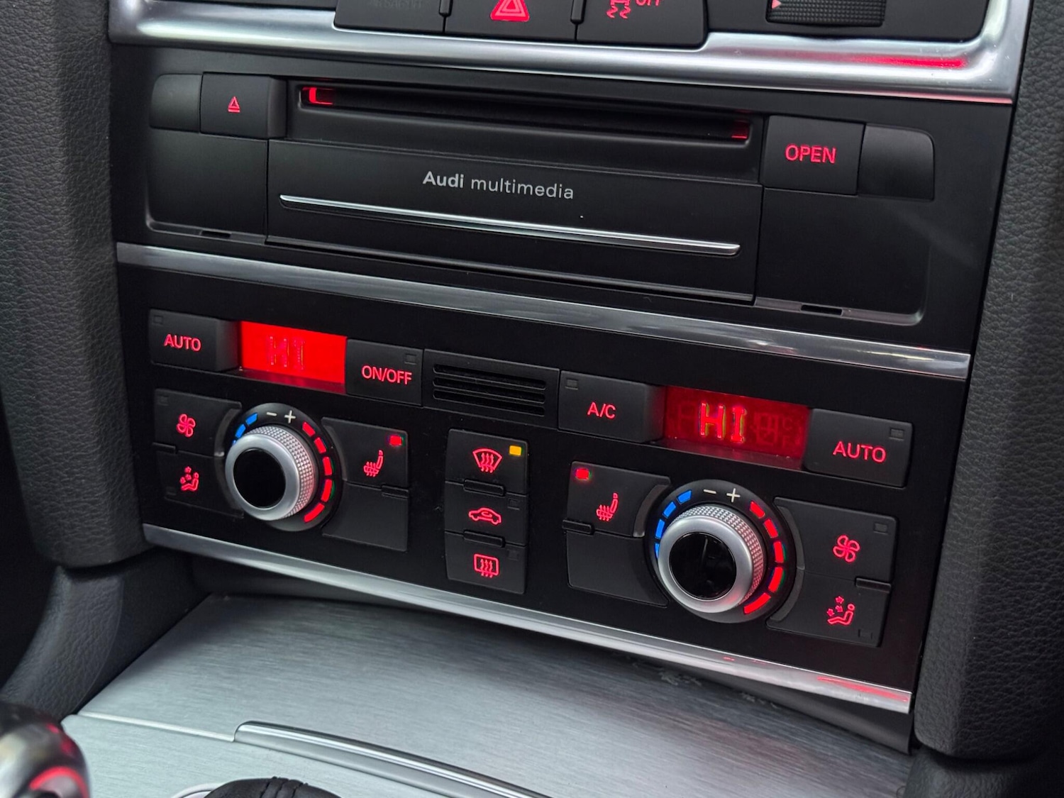 Used Audi Q7 2014 for sale - 77015561: Photo 48