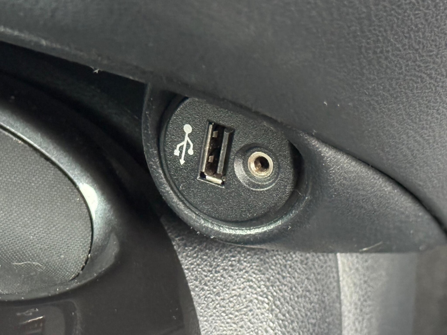 Used Nissan Juke 2015 for sale - 77081457: Photo 39