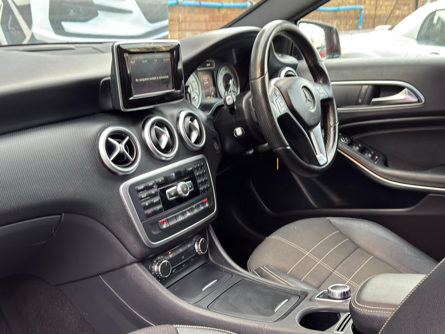 Used Mercedes-Benz A-Class 2014 for sale - 76849620: Photo 40