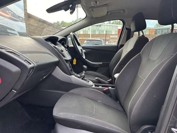 Used Ford Focus 2015 for sale - 76042442: Photo 40