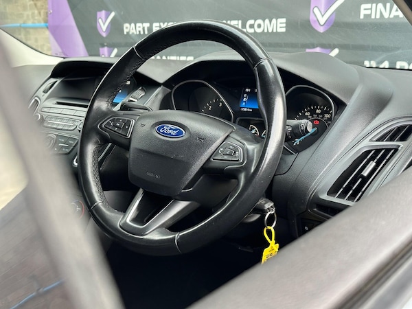 Used Ford Focus 2015 for sale - 76042442: Photo 8