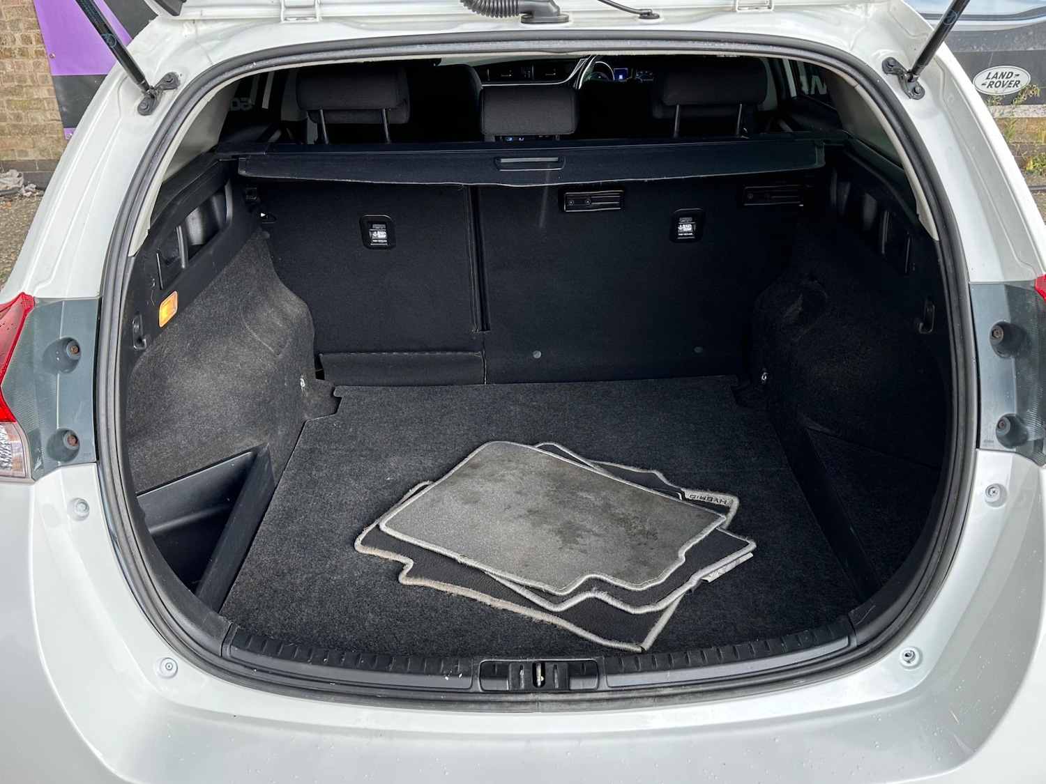 Used Toyota Auris 2018 for sale - 76572336: Photo 15