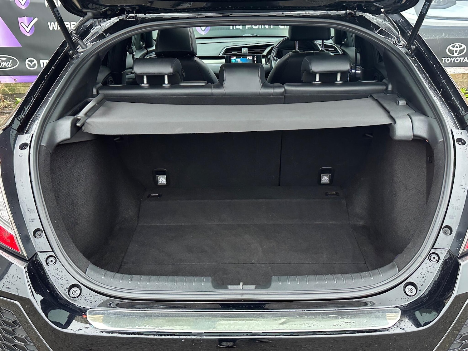 Used Honda Civic 2018 for sale - 76634293: Photo 19