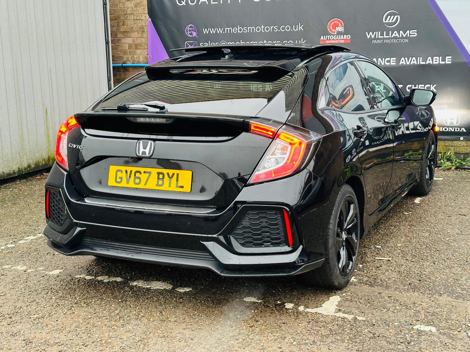 Used Honda Civic 2018 for sale - 76634293: Photo 21