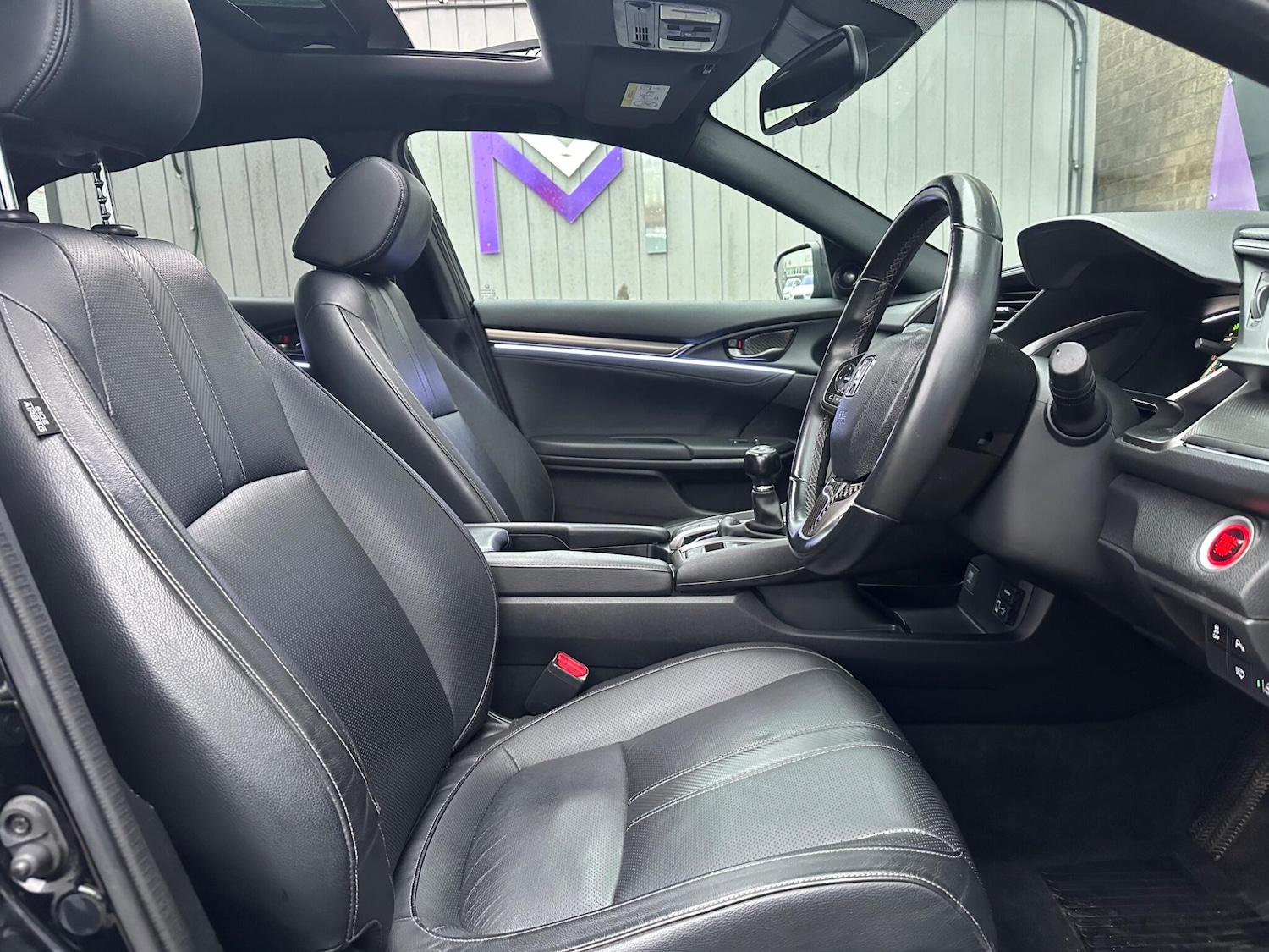 Used Honda Civic 2018 for sale - 76634293: Photo 23