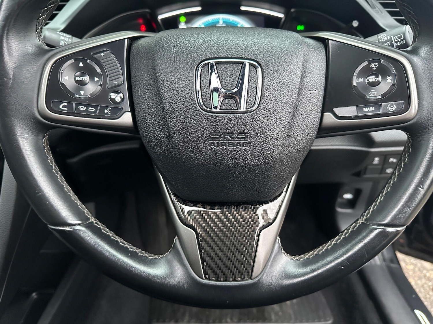 Used Honda Civic 2018 for sale - 76634293: Photo 29