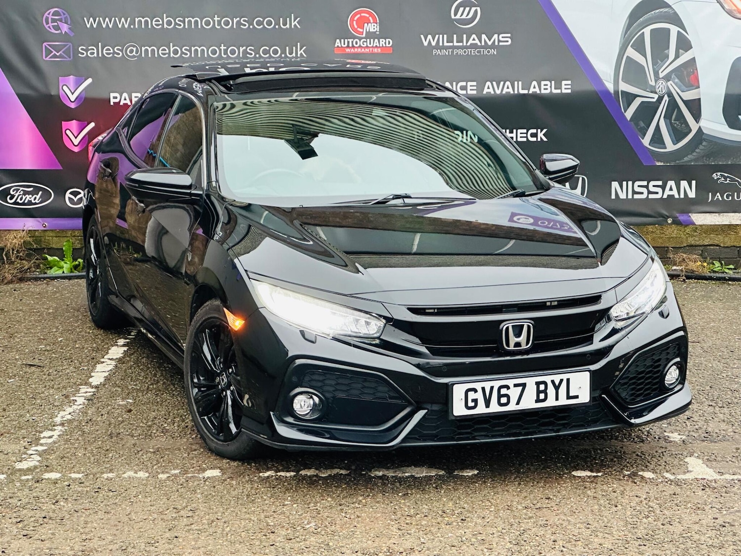 Used Honda Civic 2018 for sale - 76634293: Photo 3