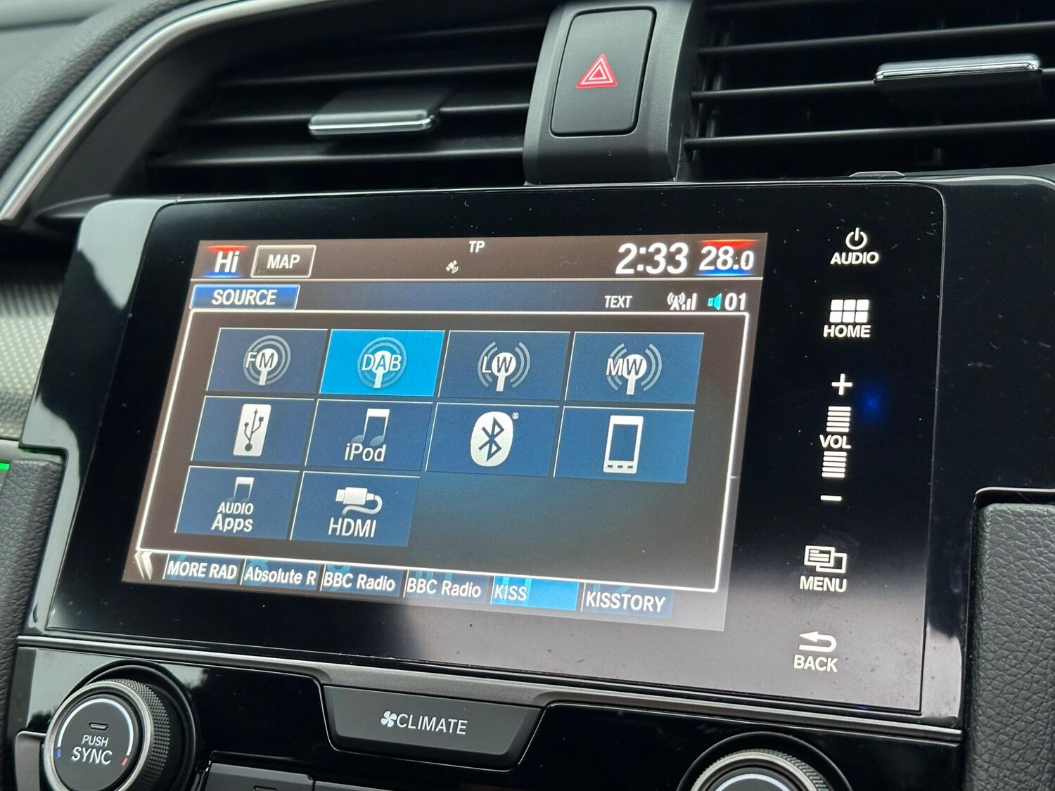 Used Honda Civic 2018 for sale - 76634293: Photo 38