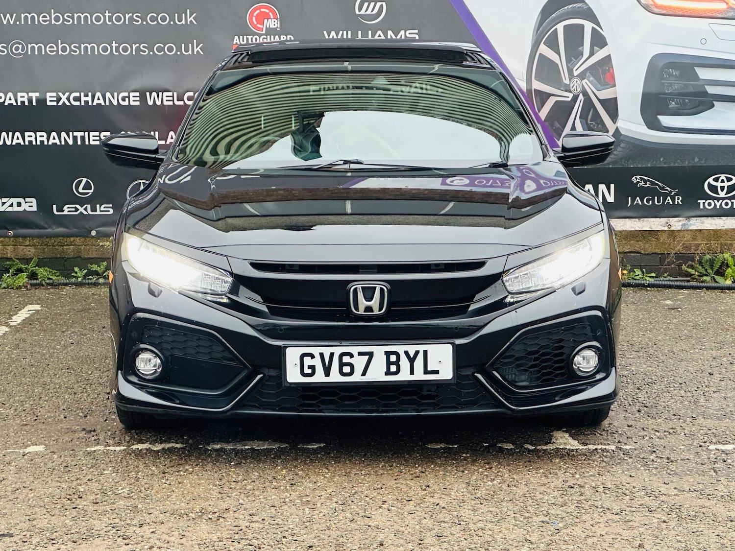 Used Honda Civic 2018 for sale - 76634293: Photo 4