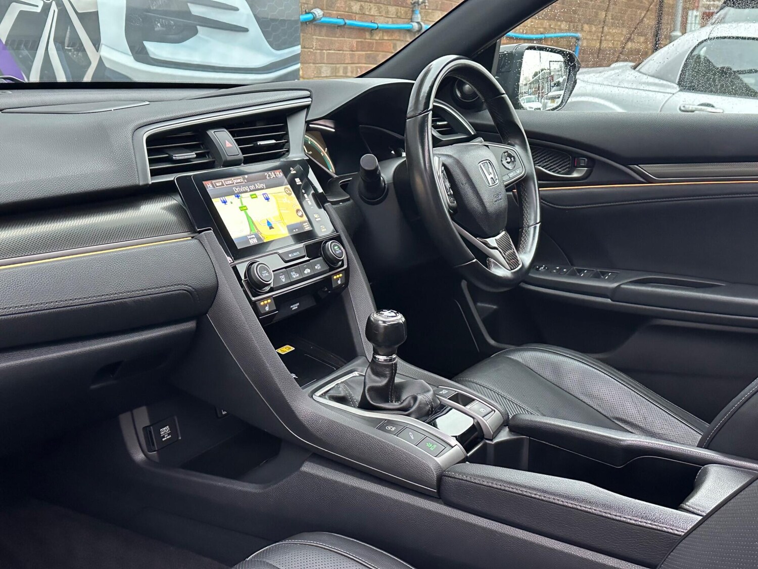 Used Honda Civic 2018 for sale - 76634293: Photo 46