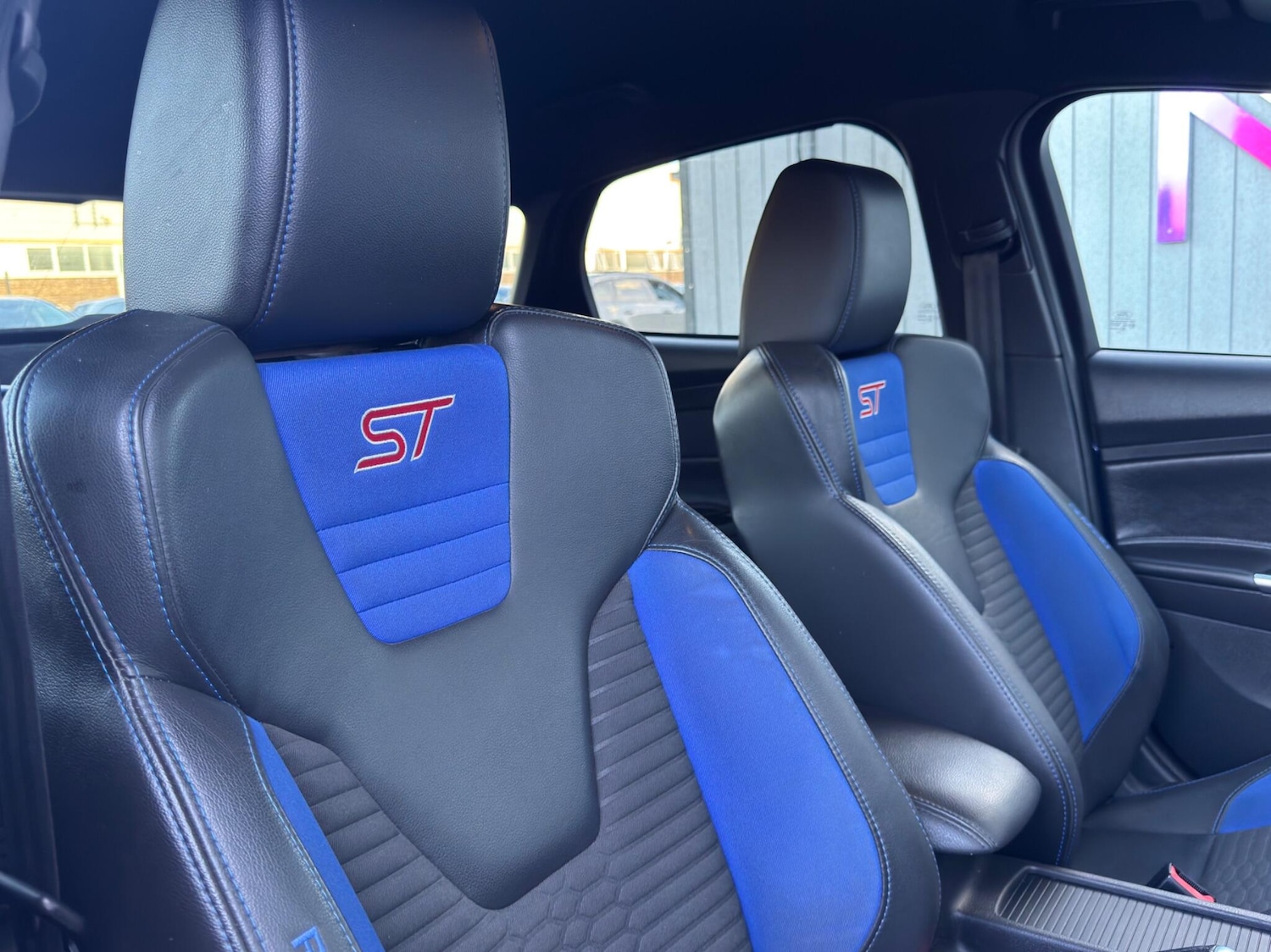 Used Ford Focus 2018 for sale - 76913981: Photo 23