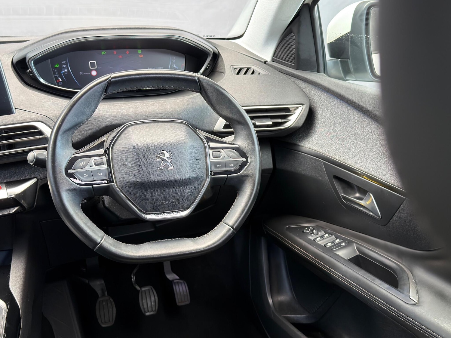 Used Peugeot 3008 2018 for sale - 77892541: Photo 14