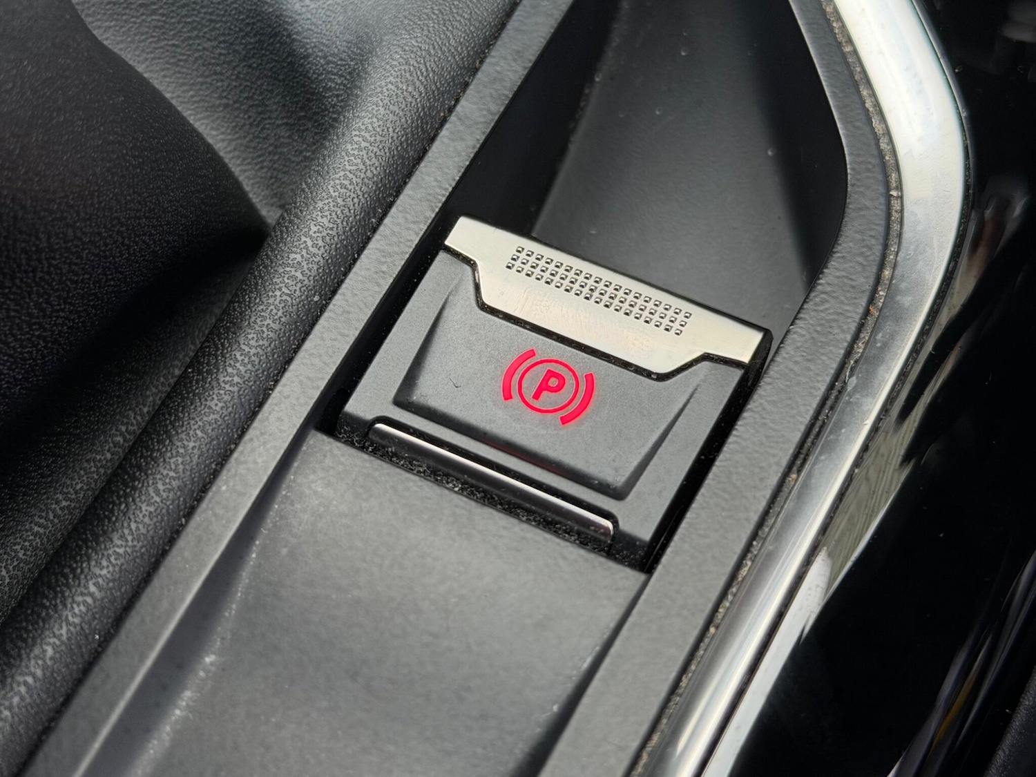 Used Peugeot 3008 2018 for sale - 77892541: Photo 45