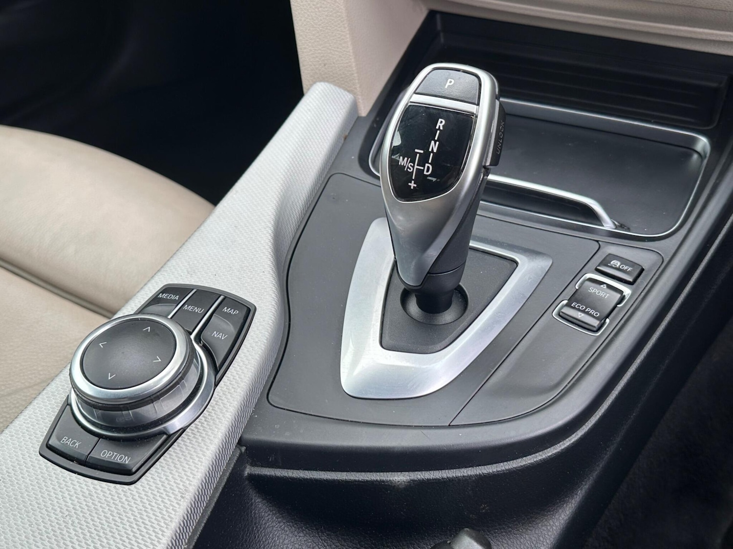 Used BMW 3 Series 2019 for sale - 76994319: Photo 43