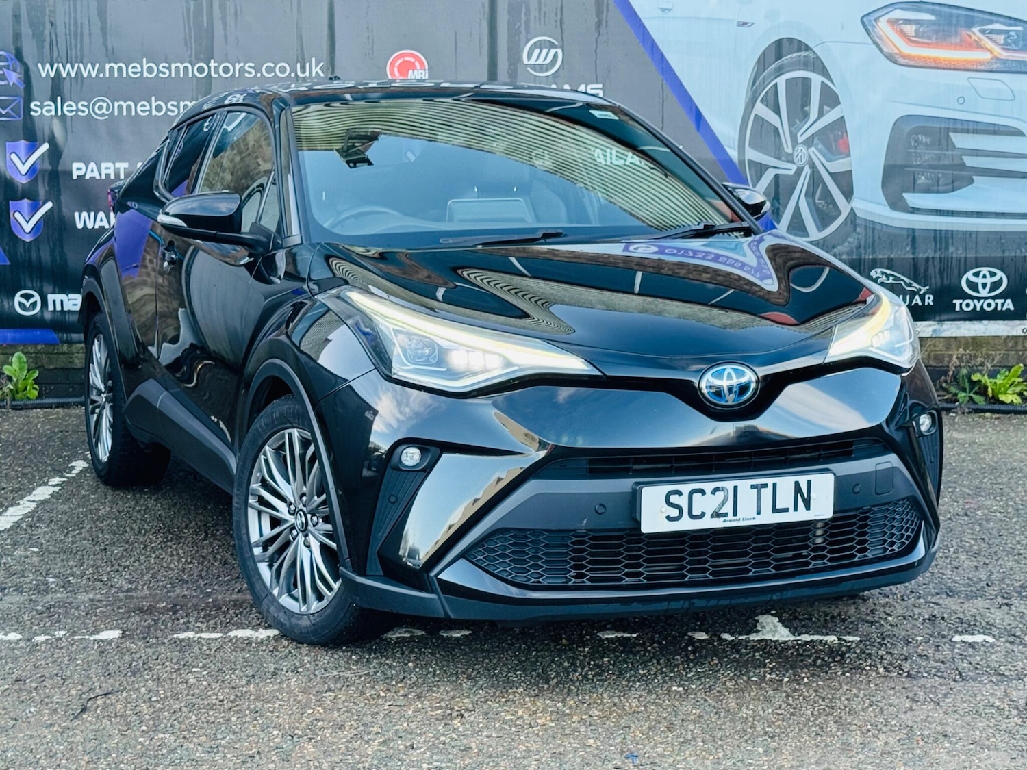 Used Toyota C-HR 2021 for sale - 76850464: Photo 1