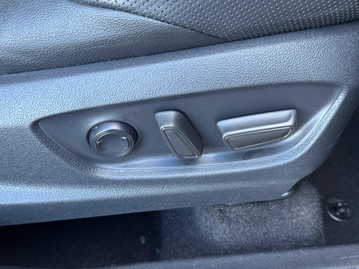 Used Toyota C-HR 2021 for sale - 76850464: Photo 25