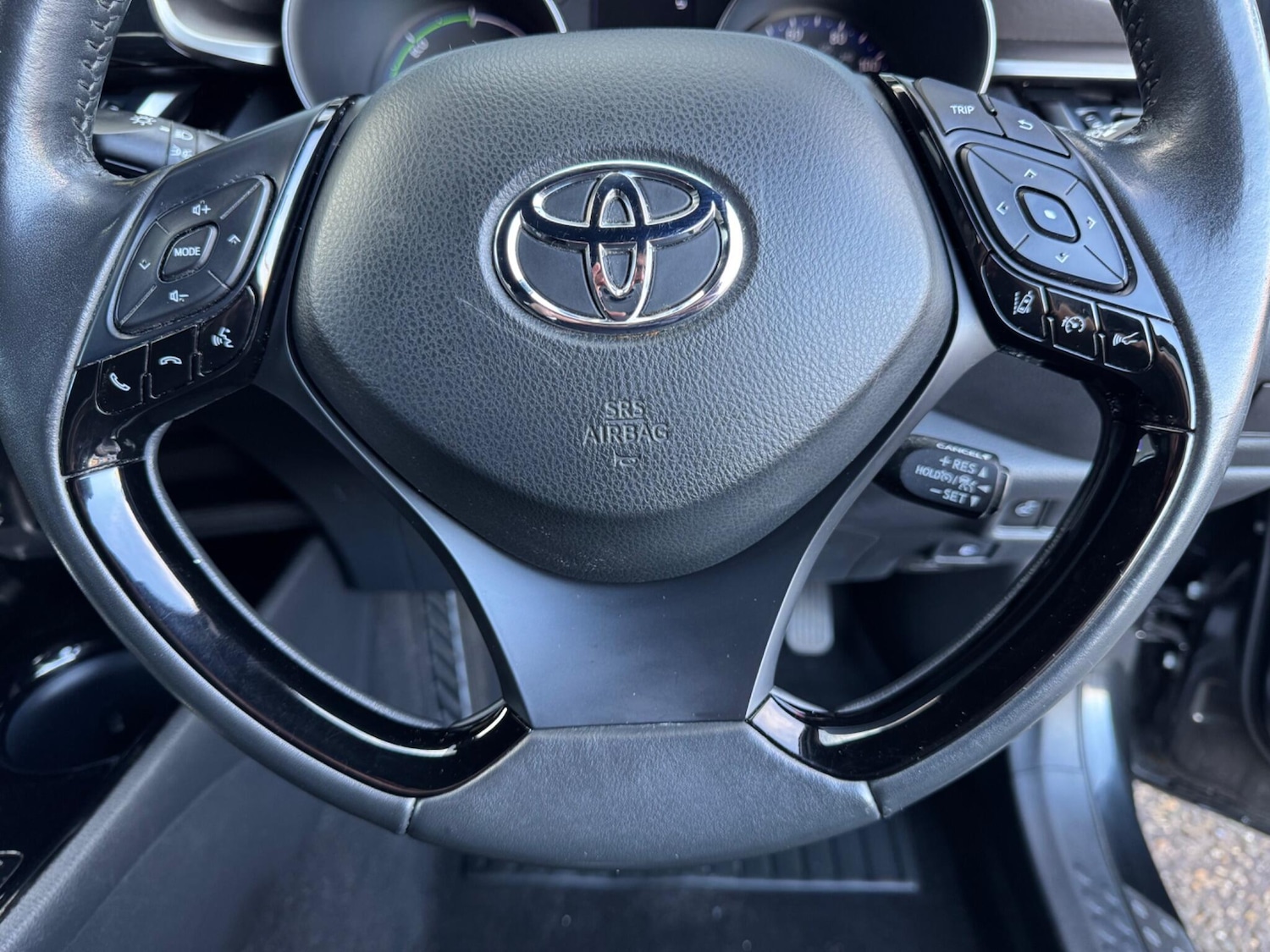 Used Toyota C-HR 2021 for sale - 76850464: Photo 32