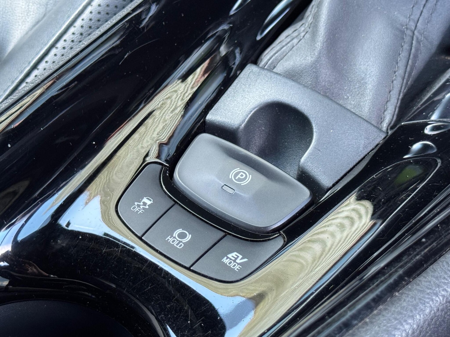 Used Toyota C-HR 2021 for sale - 76850464: Photo 48