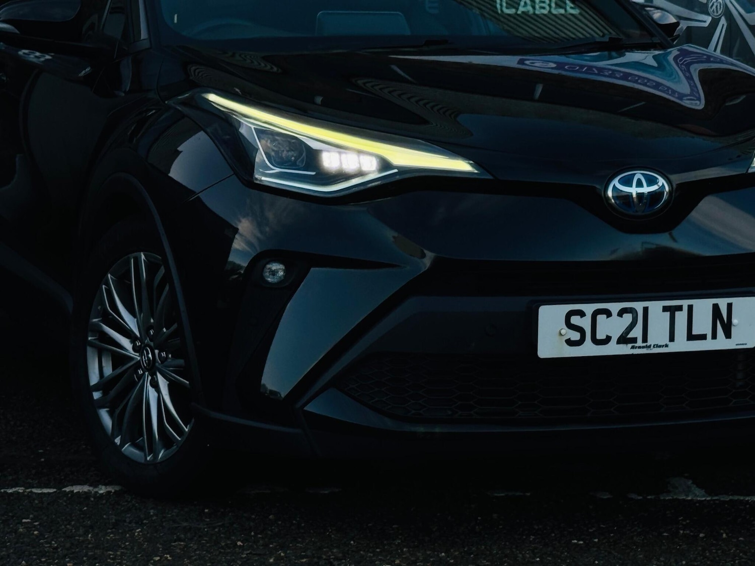 Used Toyota C-HR 2021 for sale - 76850464: Photo 5