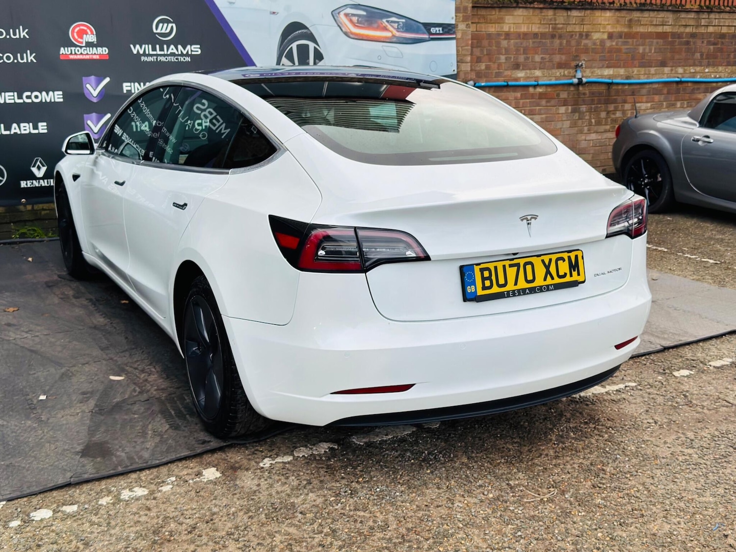 Used Tesla Model 3 2020 for sale - 77074691: Photo 16