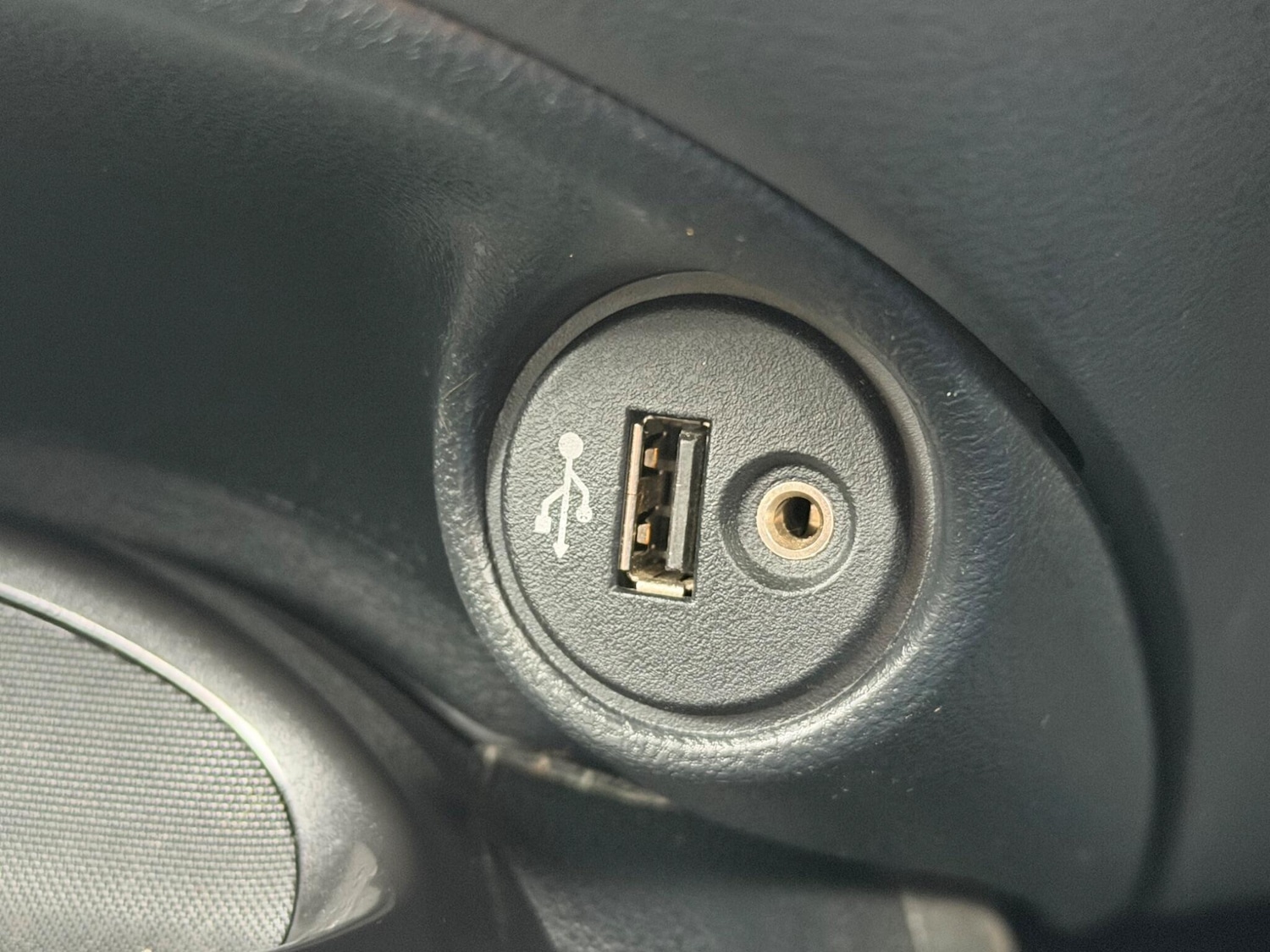 Used Nissan Juke 2015 for sale - 77925978: Photo 41