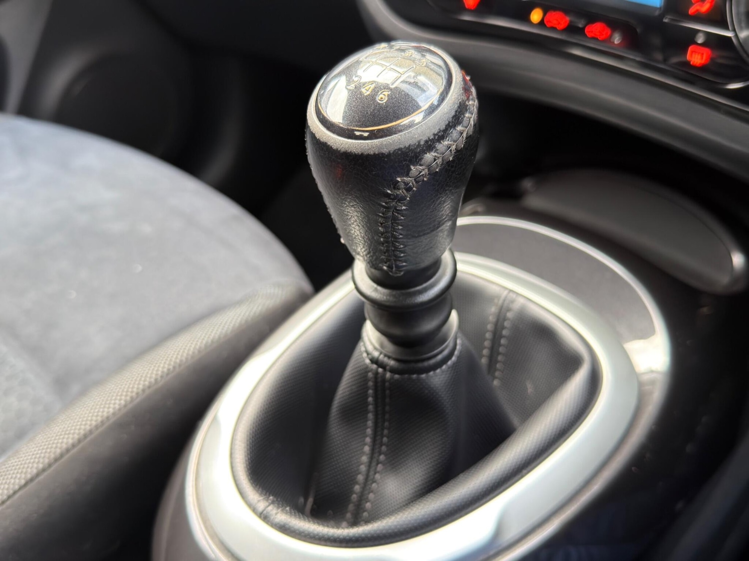 Used Nissan Juke 2015 for sale - 77925978: Photo 42