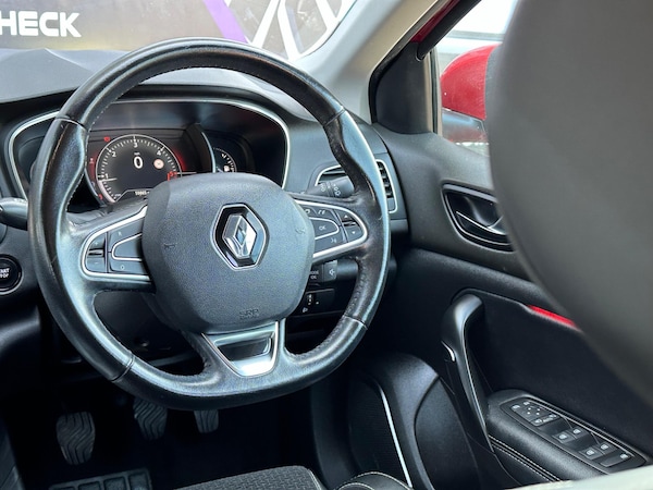 Used Renault Megane 2017 for sale - 74686903: Photo 11