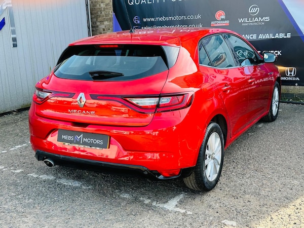 Used Renault Megane 2017 for sale - 74686903: Photo 18