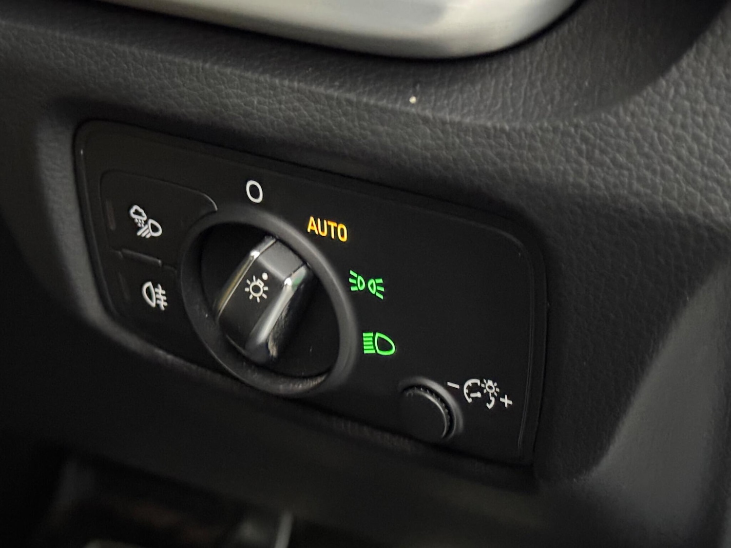 Used Audi A3 2016 for sale - 77015481: Photo 25